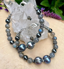 PEACOCK FRESHWATER PEARL BRACELET with Labradorite & Hematite, Clasp, Silver, Gray/Black Natural Stone, Gemstone, Crystal, Adjustable