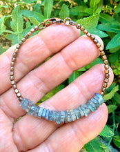 LABRADORITE & COPPER BRACELET, with Clasp, Beaded, Flashy Crystal Natural Stone Gemstone, Minimalist