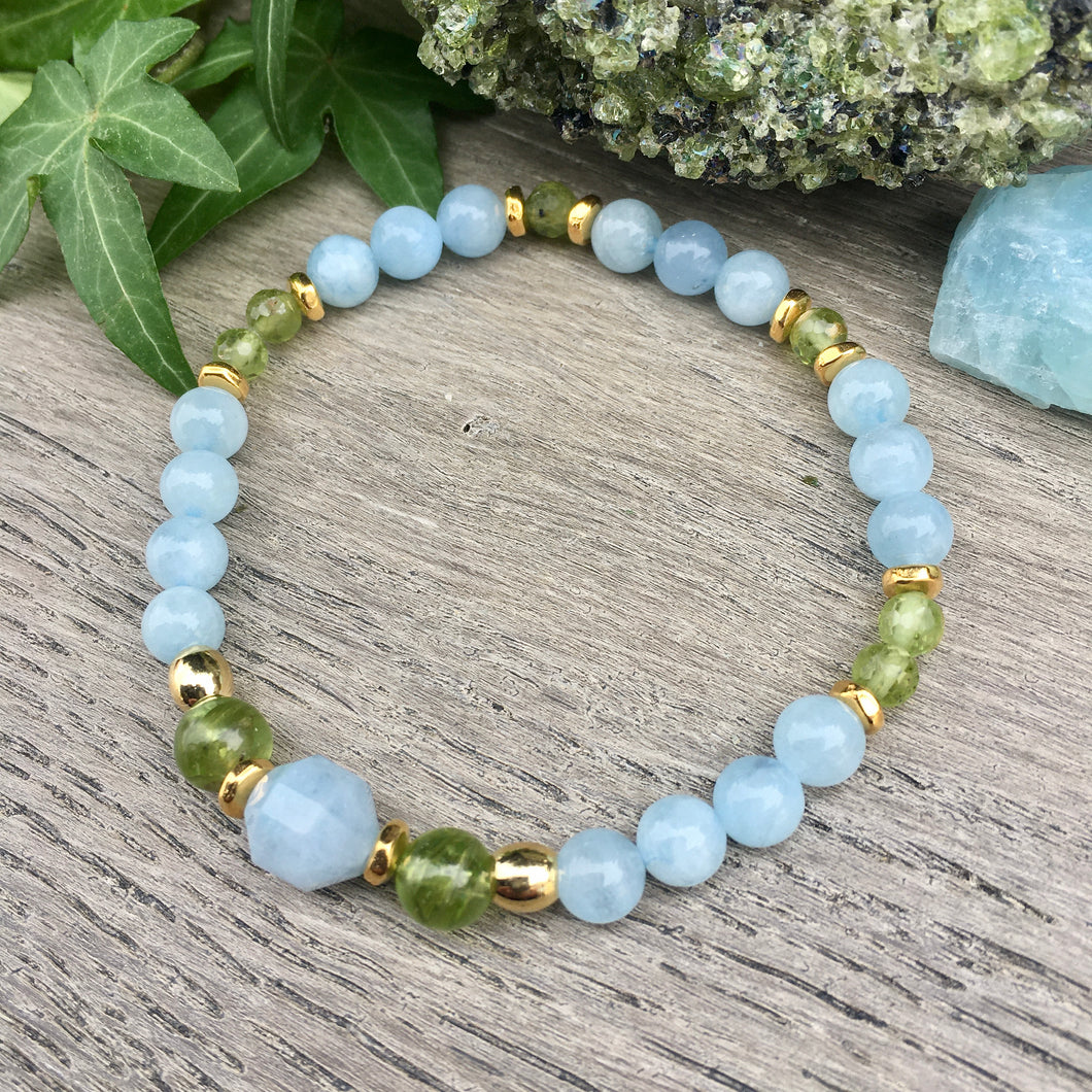 AQUAMARINE & PERIDOT Beaded Stretch Bracelet, gold accents, March August birthstone, natural stone